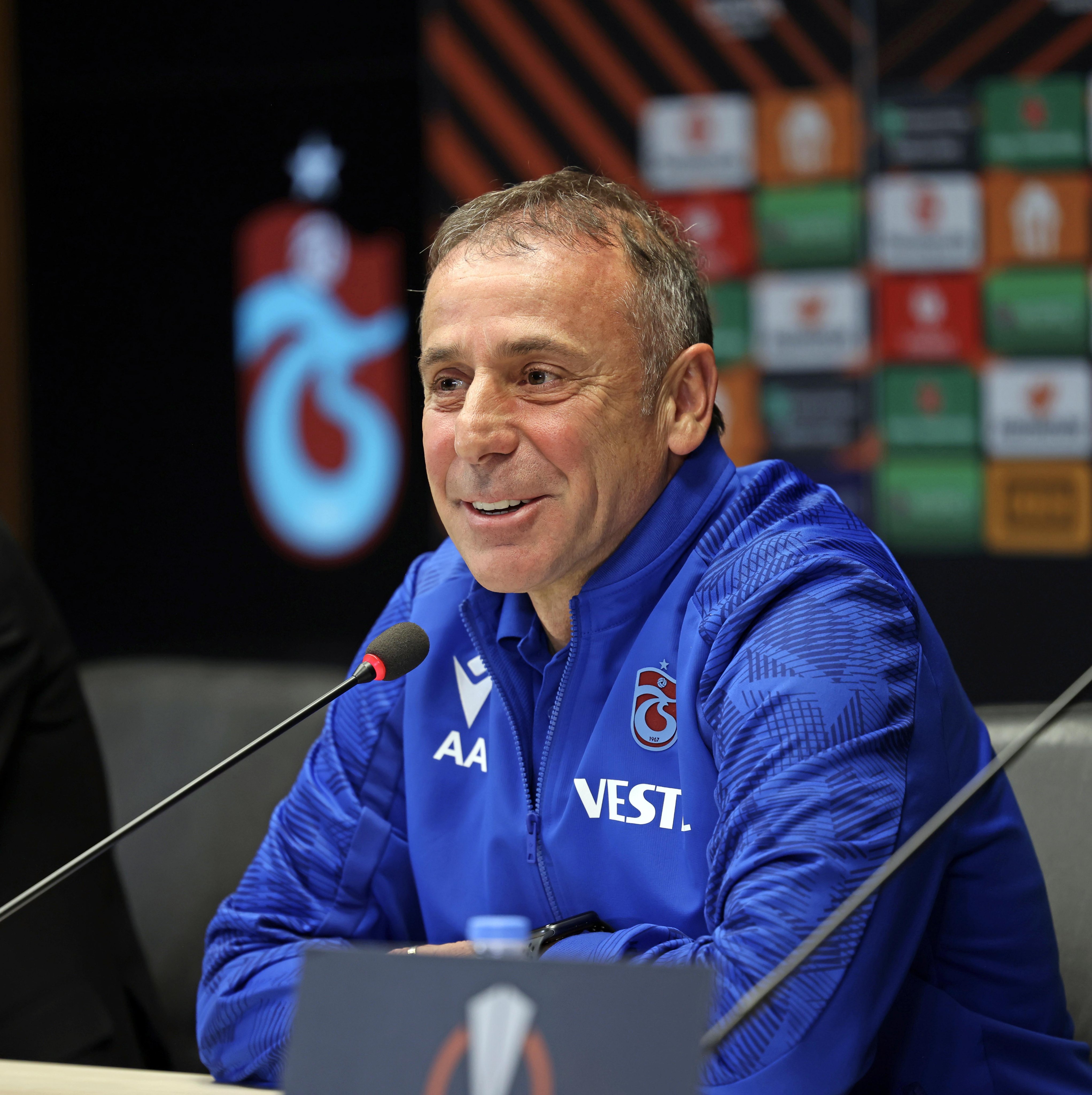 TRABZONSPOR , ABDULLAH AVCI İLE 2 YILLIK SÖZLEŞME İÇİN ANLAŞTI.TECRÜBELİ TEKNİK ADAM YARIN TRABZON'DA OLACAK