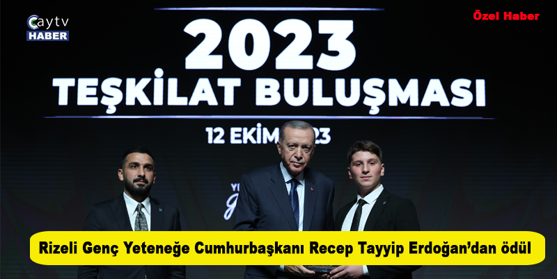 TÜRKİYE GENÇLİK VAKFI RİZE İSTANBUL BORSASI MESLEKİ VE TEKNİK ANADOLU LİSESİ TEMSİLCİSİ YİĞİTCAN ÇALIK, 2023 YILI TÜRKİYE’NİN EN BAŞARILI LİSE TEMSİLCİSİ ÖDÜLÜNÜ KAZANDI. ÖDÜLÜ CUMHURBAŞKANI ERDOĞAN’IN ELİNDEN ALDI