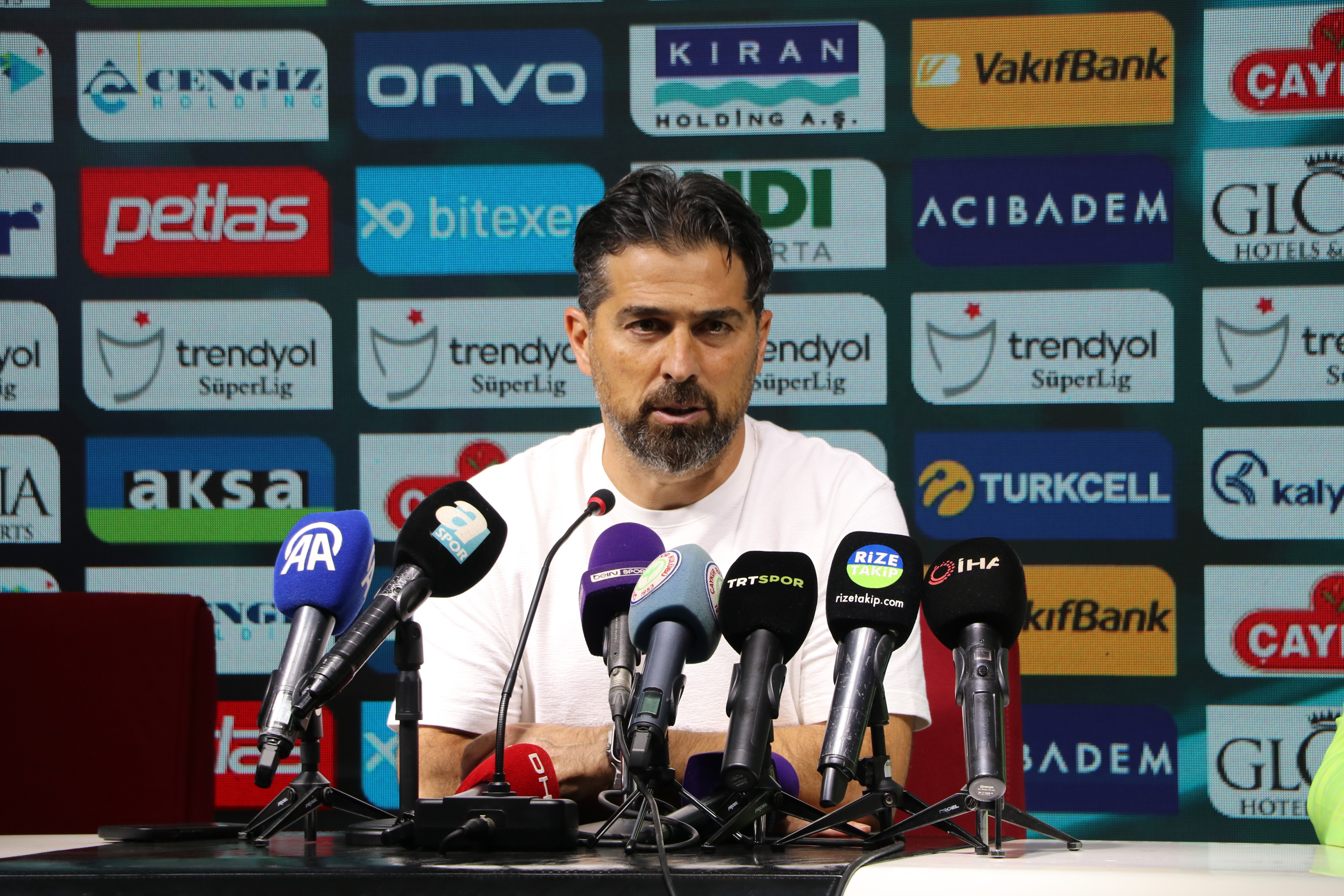 İLHAN PALUT: “BUGÜN ÜZGÜNÜZ AMA YARINDAN İTİBAREN HAZIRLANMAYA DEVAM EDECEĞİZ DEDİ