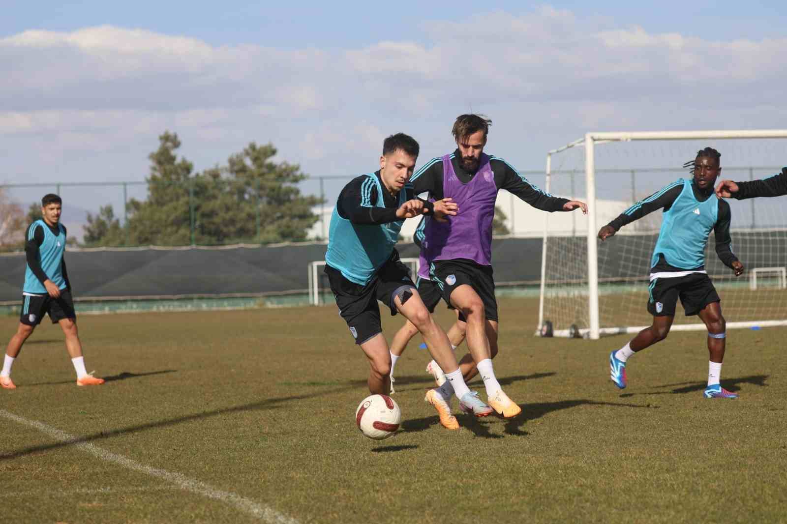 ERZURUMSPOR FK, ZİRAAT TÜRKİYE KUPASI 3. TUR MAÇINDA YARIN SAAT 18.30'DA DİYARBEKİRSPOR İLE KARŞILAŞACAK