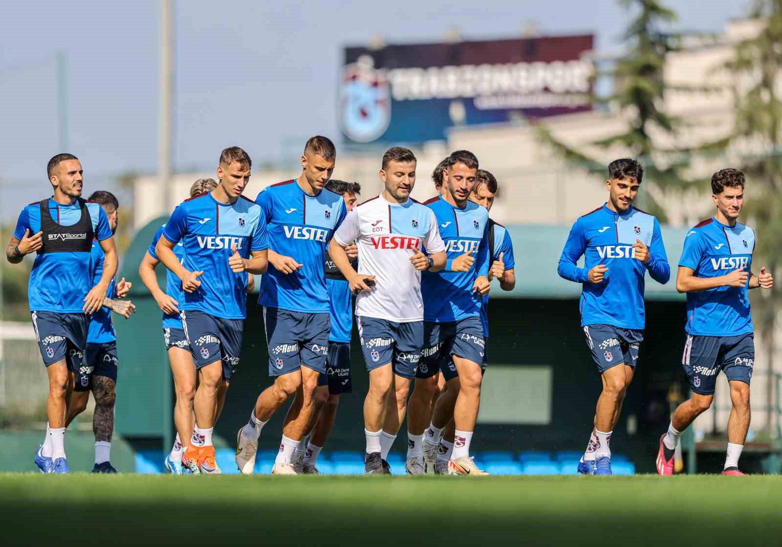 TRABZONSPOR, SÜPER LİG'DE BU HAFTA DEPLASMANDA OYNAYACAĞI FENERBAHÇE'Yİ 26 YIL SONRA KADIKÖY'DE YENMEK İSTİYOR