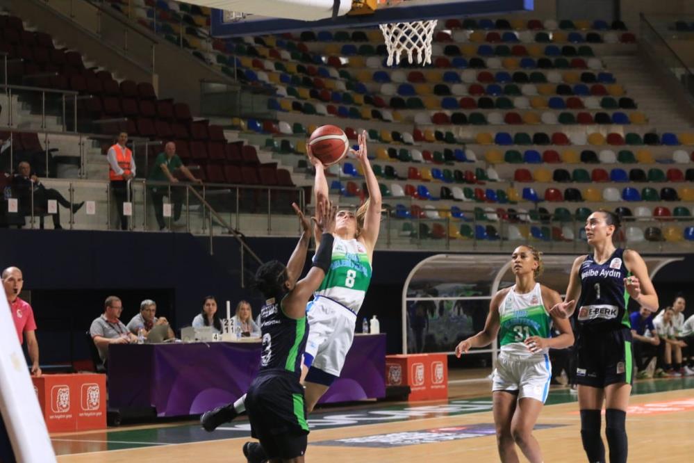 KADINLAR BASKETBOL SÜPER LİGİ'NİN 9. HAFTASINDA İZMİT BELEDİYESPOR, NESİBE AYDIN'I 68-58 MAĞLUP ETTİ
