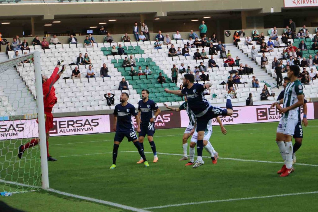 TRENDYOL 1.LİG'İN 11.HAFYASINDA GİRESUNSPOR, SAHASINDA ERZURUMSPOR FK'Yİ 1 - 0 MAĞLUP ETTİ