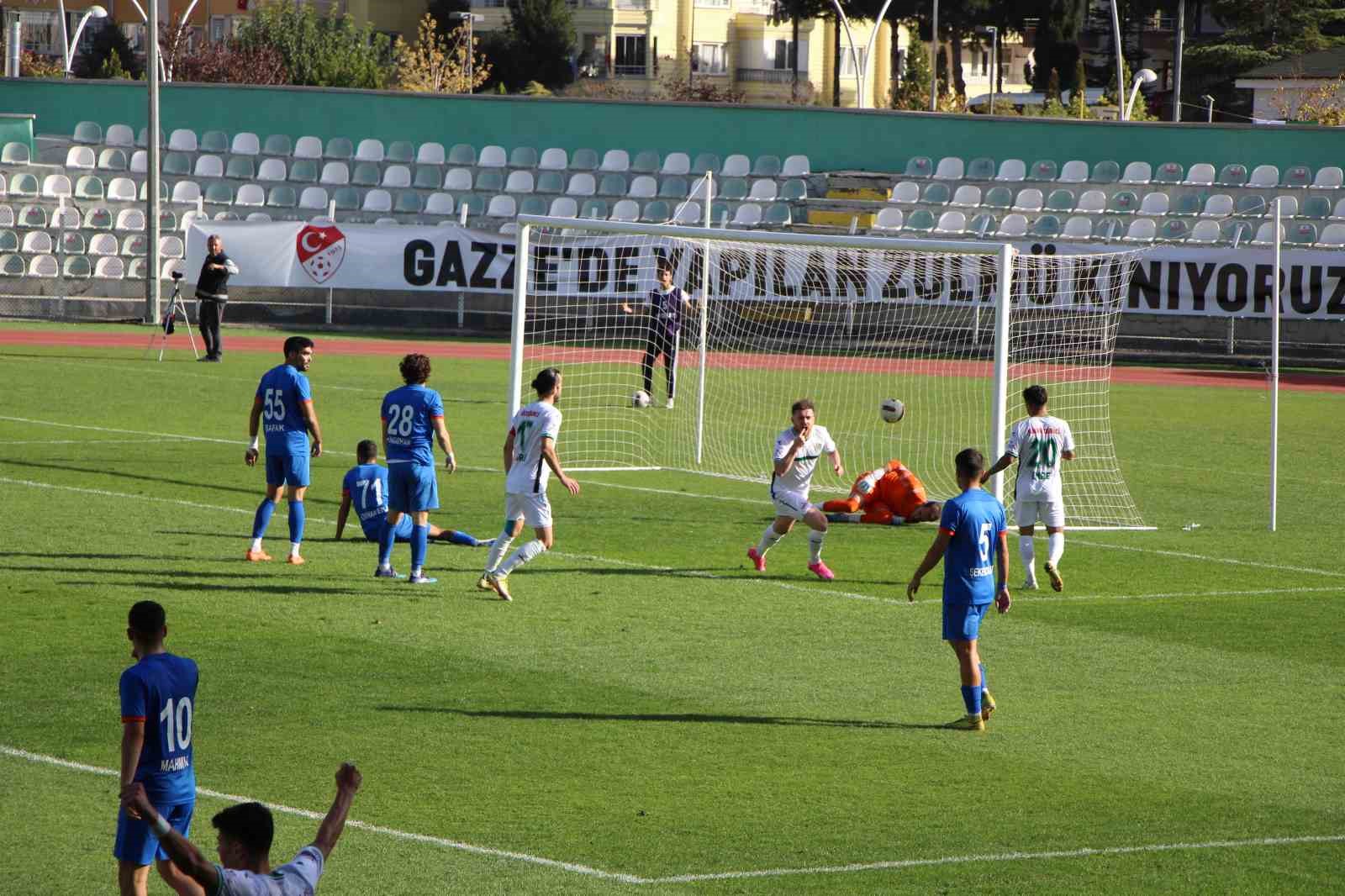 TFF 3. LİG: AMASYASPOR: 1 - EYNESİL BELEDİYESPOR: 0