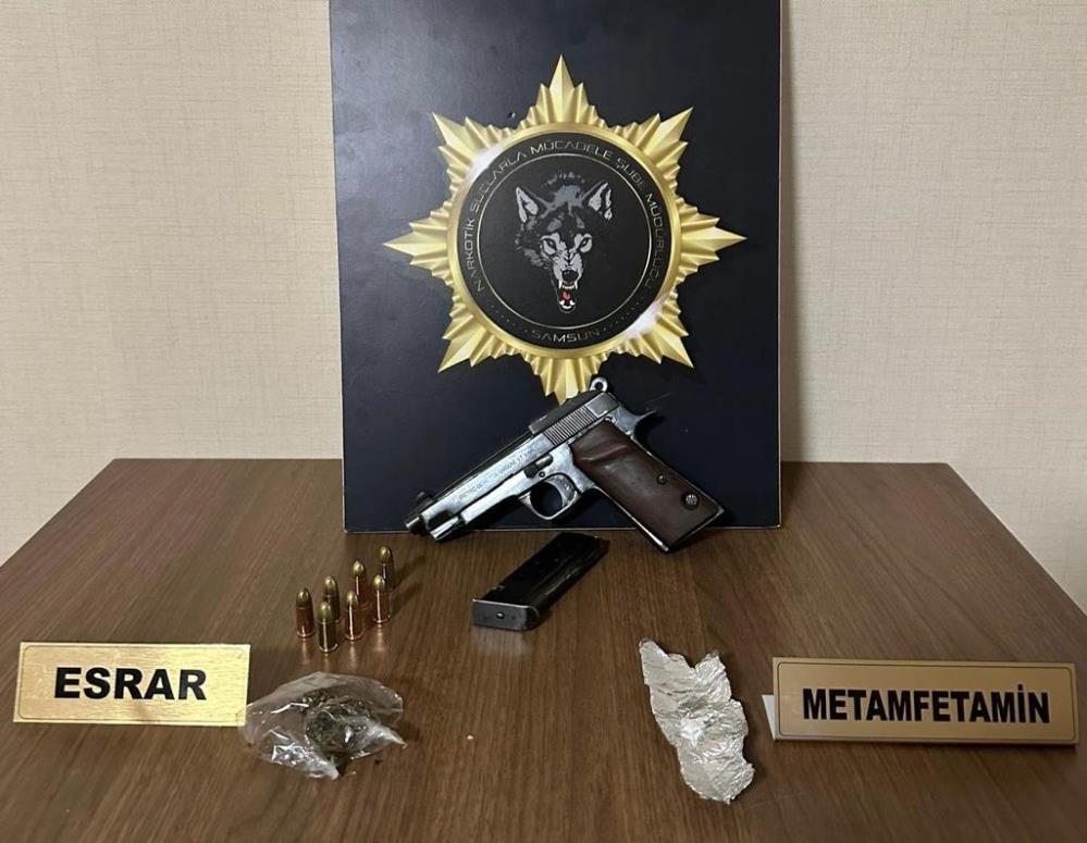 SAMSUN'DA POLİS TARAFINDAN DÜZENLENEN NARKOTİK UYGULAMASINDA 32 KİŞİ YAKALANDI