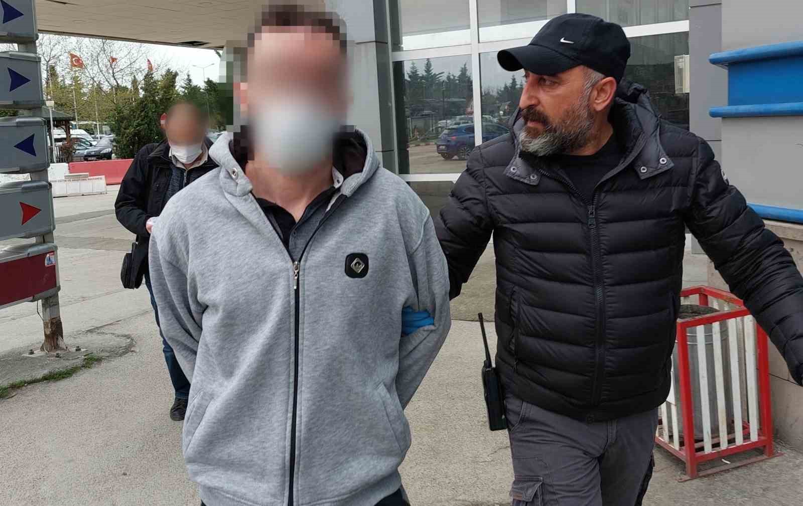 SAMSUN'DA SOSYAL MEDYA HESAPLARI ÜZERİNDEN ULAŞTIĞI KADINI TACİZ VE TEHDİT EDEREK KADININ RESMİNİ VE TELEFON NUMARASINI SOHBET SİTELERİNDE YAYINLAYIP UYGUNSUZ YAZILAR YAZAN ŞAHIS, 2 YIL HAPİS VE 9 BİN 440 LİRA PARA CEZ