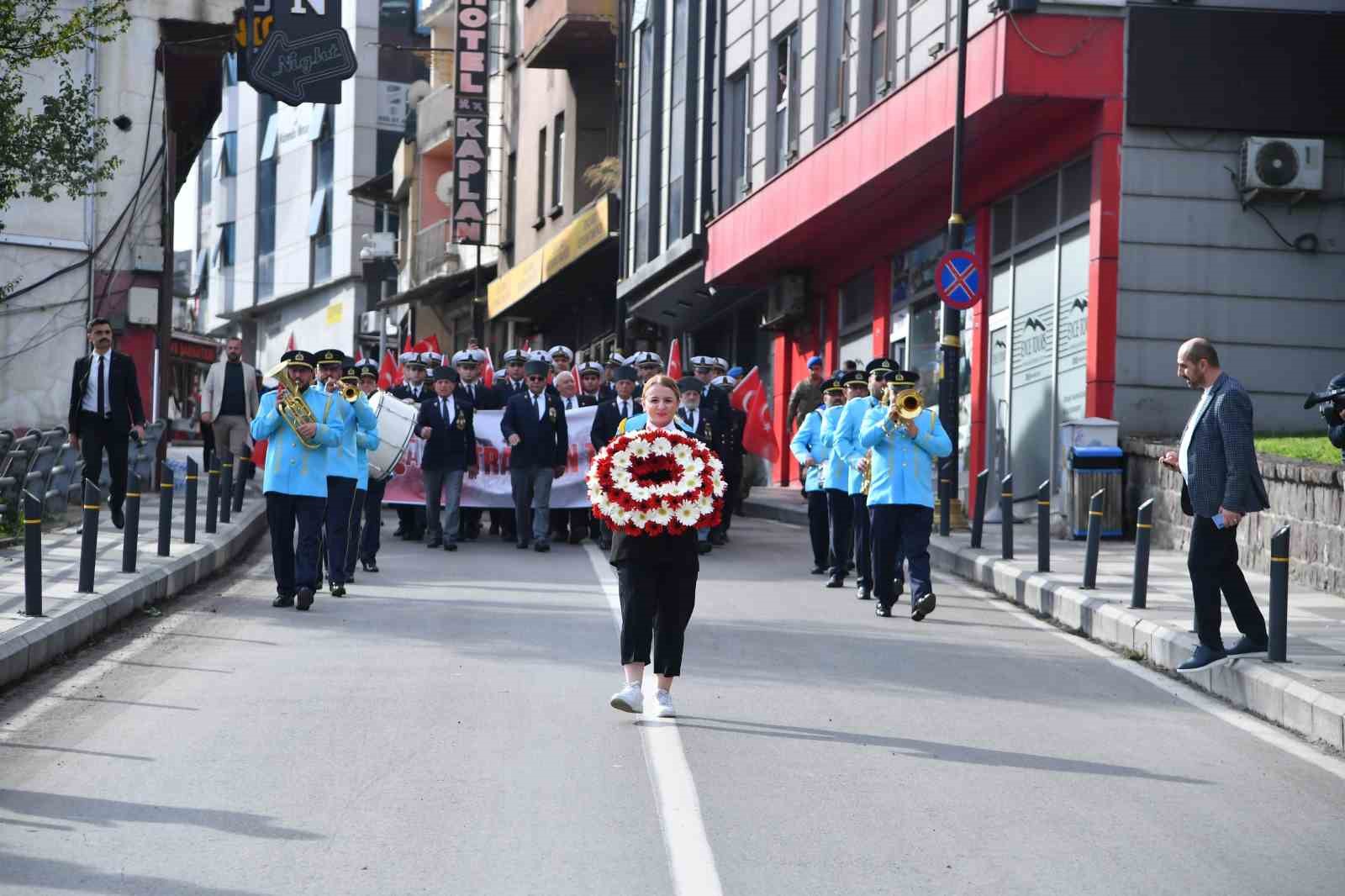 BALKAN HARBİ SIRASINDA 87. ALAY İÇİNDE YER ALAN TRABZON GÖNÜLLÜLER TABURU'NU ANMAK İÇİN TRABZON'DA ORTAHİSAR BELEDİYESİ TARAFINDAN "GİDİP DE DÖNMEYENLER" İSİMLİ ETKİNLİK DÜZENLEDİ