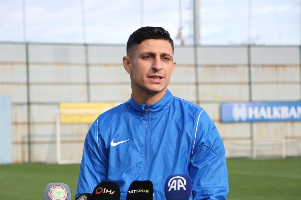 ÇAYKUR RİZESPOR'UN FORVET OYUNCUSU BENHUR KESER, BAŞAKŞEHİR MÜCADELESİYLE İLGİLİ, "BU MAÇA DA ÖNÜMÜZDEKİ FİNAL MAÇI DİYE HAZIRLANIP EN İYİSİNİ SAHAYA KOYMAK İSTİYORUZ" DEDİ