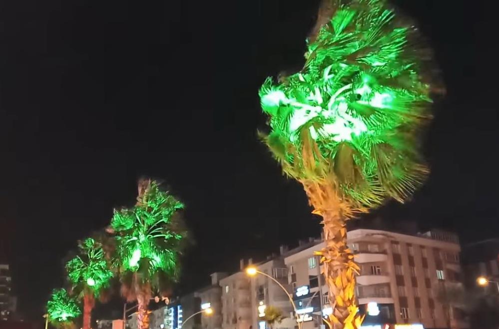 METEOROLOJİ GENEL MÜDÜRLÜĞÜNDEN YAPILAN AÇIKLAMADA, BUGÜN (29 KASIM) SAMSUN VE ORDU'DA ŞİDDETLİ RÜZGAR VE FIRTINA BEKLENDİĞİ DUYURULDU