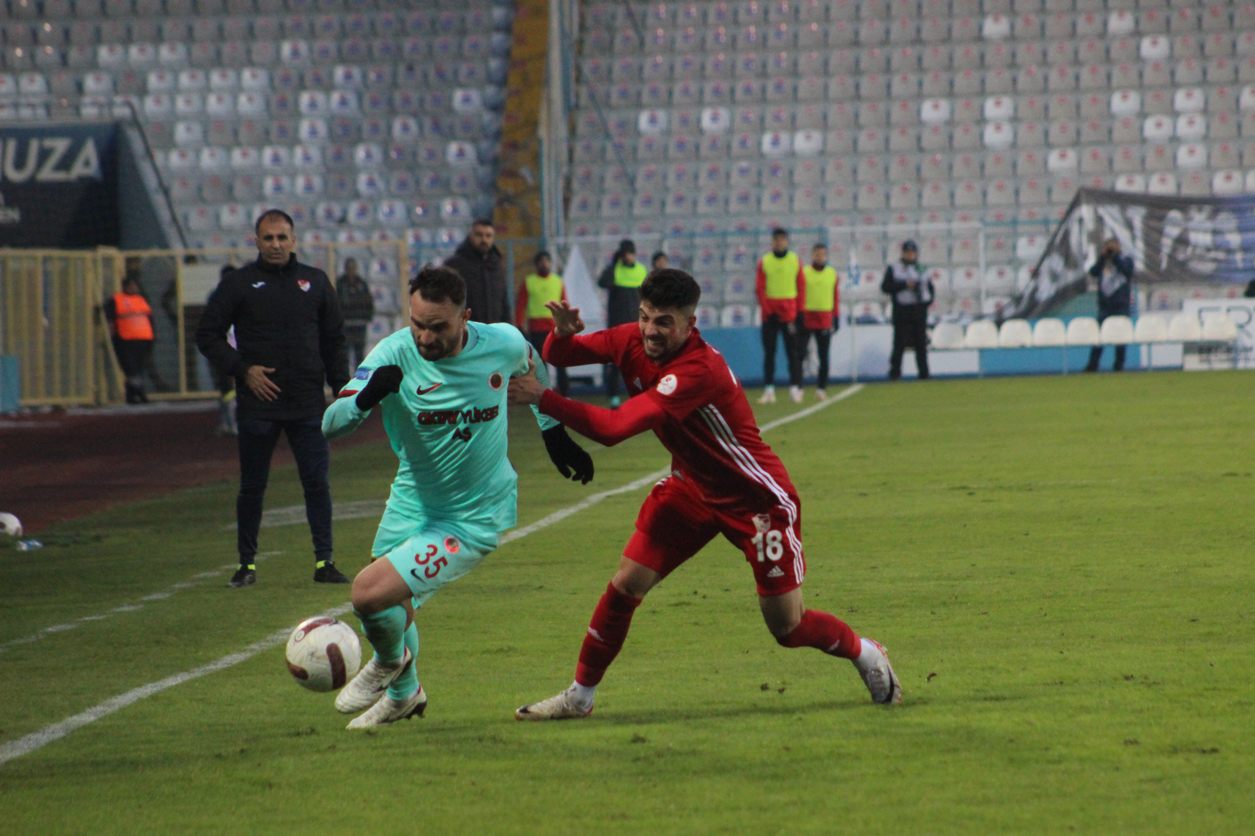 TRENDYOL 1. LİG'İN 14. HAFTASINDA ERZURUMSPOR FK SAHASINDA AĞIRLADIĞI GENÇLERBİRLİĞİ İLE 1 - 1 BERABERE KALDI