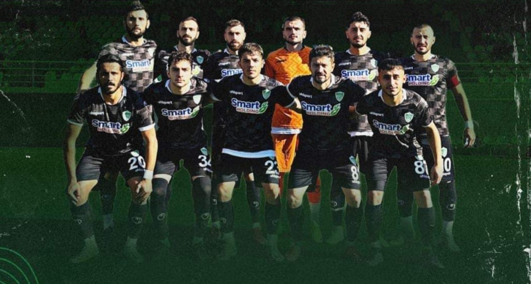 BÖLGESEL AMATÖR LİG 10. GRUPTA ÇAYELİSPOR , DEPLASMANDA ARSİNSPOR'U 1 - 0 MAĞLUP EDEREK LİDERLİĞİNİ DEVAM ETTİRDİ