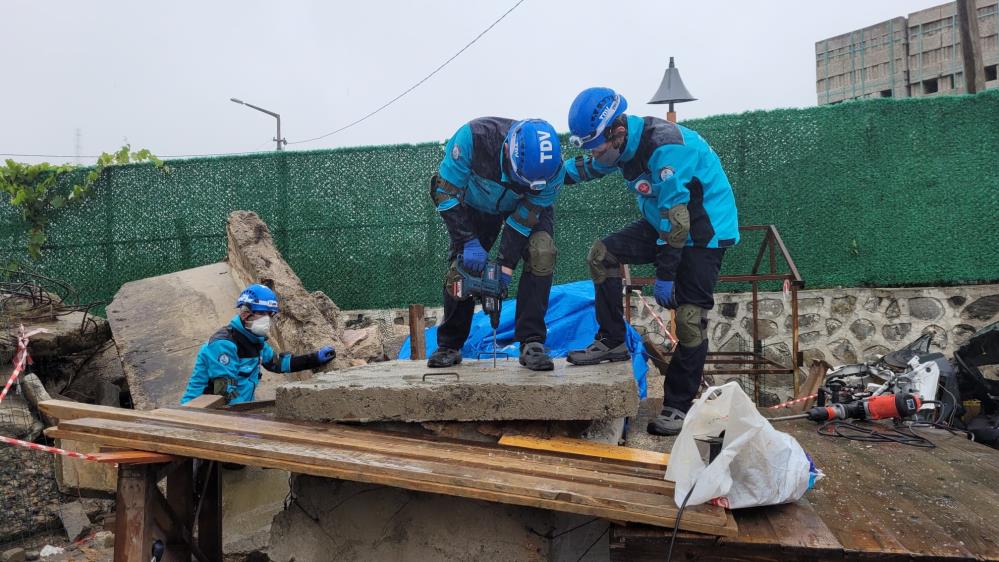 ORDU'DA TAMAMI İMAMLARDAN OLUŞAN 27 KİŞİLİK ARAMA VE KURTARMA EKİBİ, ALDIKLARI EĞİTİMLER İLE HER GEÇEN GÜN KENDİLERİNİ GELİŞTİRİYOR
