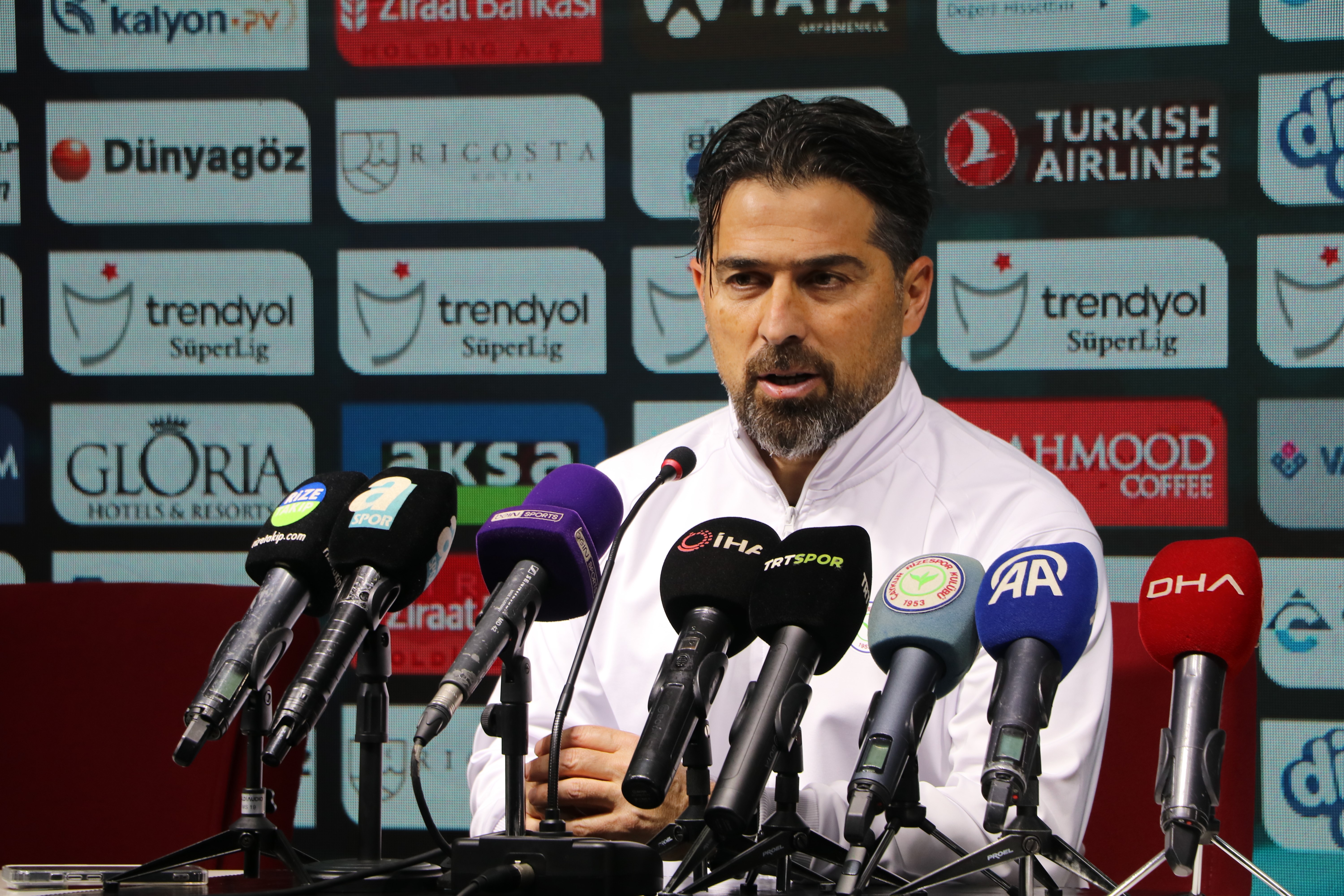 Ç.RİZESPOR TEKNİK PATRONU İLHAN PALUT: “İYİ BİR PERİYOT YAKALAMIŞTIK VE BUNU SÜRDÜRMEK İSTİYORDUK”