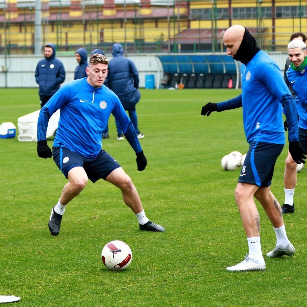 ÇAYKUR RİZESPOR 25 ARALIK SAAT 17.00'DA OYNAYACAĞI KASIMPAŞA MAÇI HAZIRLIKLARINI TAMAMLADI