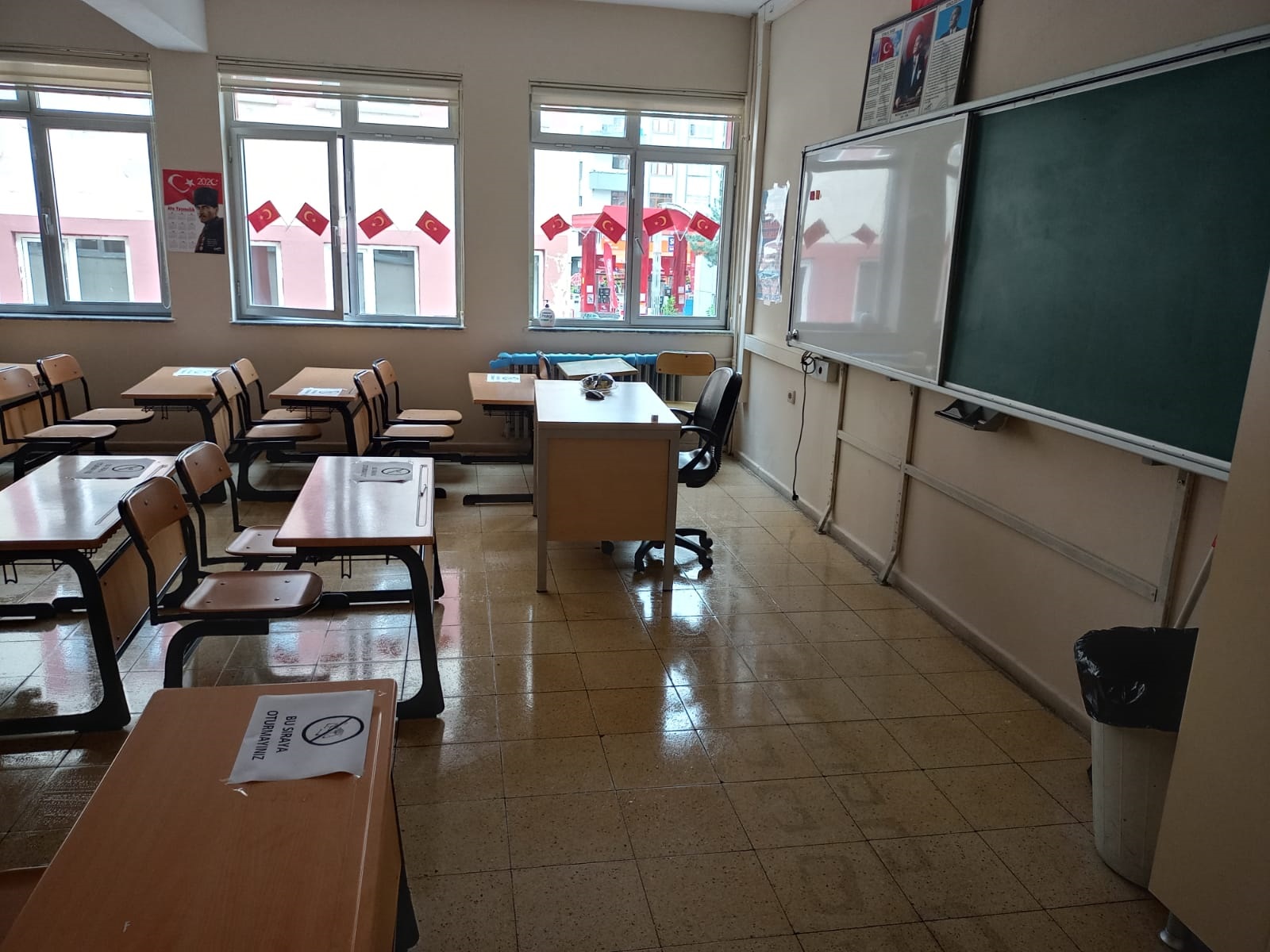 ee9c1406-985c-40ad-a5eb-220e863e3445.jpg