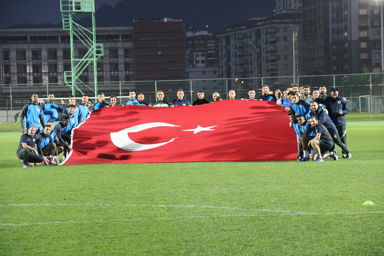 rizespor-13.jpg