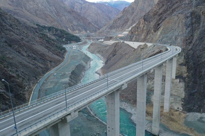yusufeli-yol-1.jpg