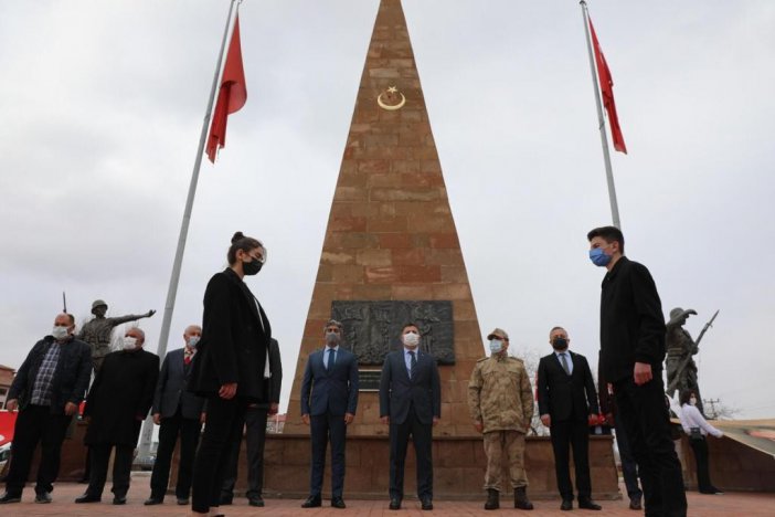 bayrak-13.jpg