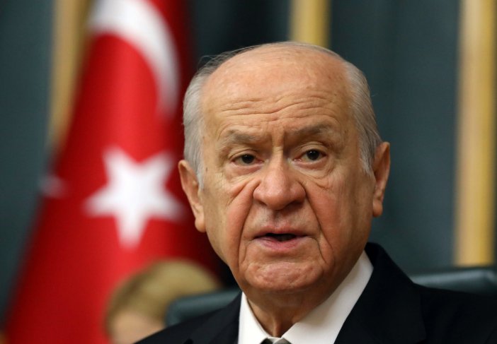 devlet-bahceli-1.jpg