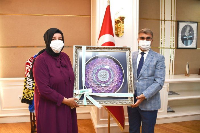 Halk Eğitim Merkezi Heyeti Vali Gürel İle Görüştü