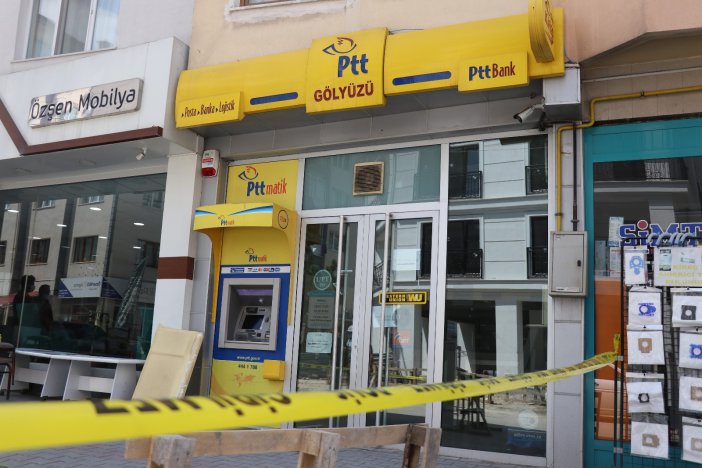 Ptt Şubesinden 170 Bin Lira Çalan Güvenlik Görevlisi Adliyeye Sevk Edildi