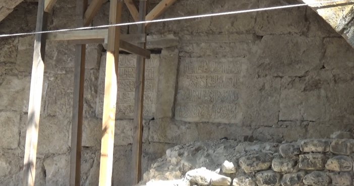 Tarihi Sinop Cezaevi Restorasyonunda Selçuklu Dönemine Ait Kitabeler Ortaya Çıktı