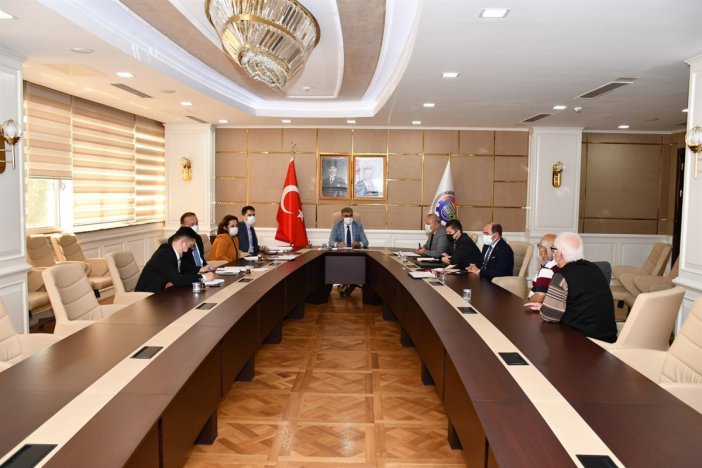 Halk Günü Toplantıları Devam Ediyor