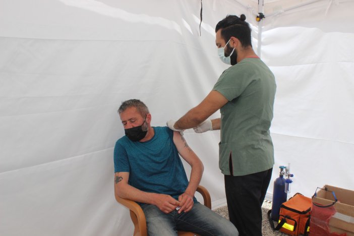 Türkeli’de Aşı Çadırı Kuruldu