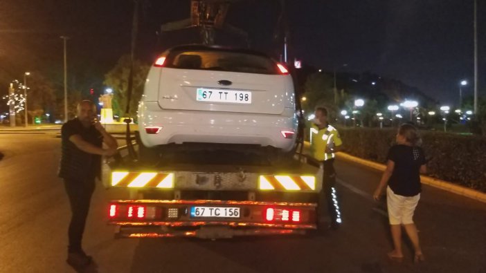 Öğretmen Denetimde Durduruldu, Korona’dan Ölen Polise Hakaret Etti