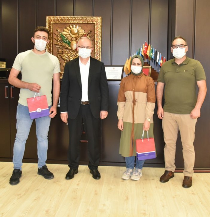 Rektör Ünal: “ahıskalı Öğrencilerin Her Zaman Yanındayız”