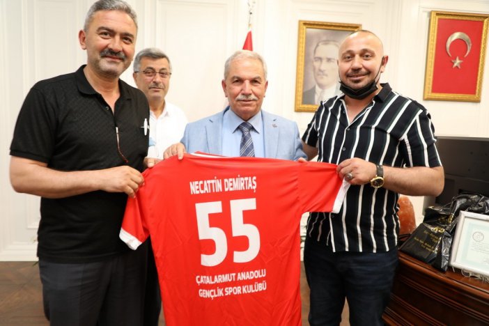 Başkan Demirtaş’tan Amatör Spor Kulüplerine Destek