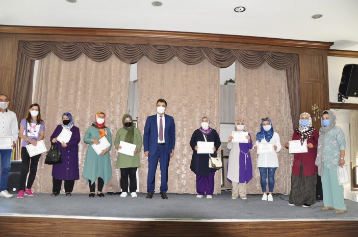 Okullarda İşkur Kapsamında Çalışanlara Teşekkür Belgesi