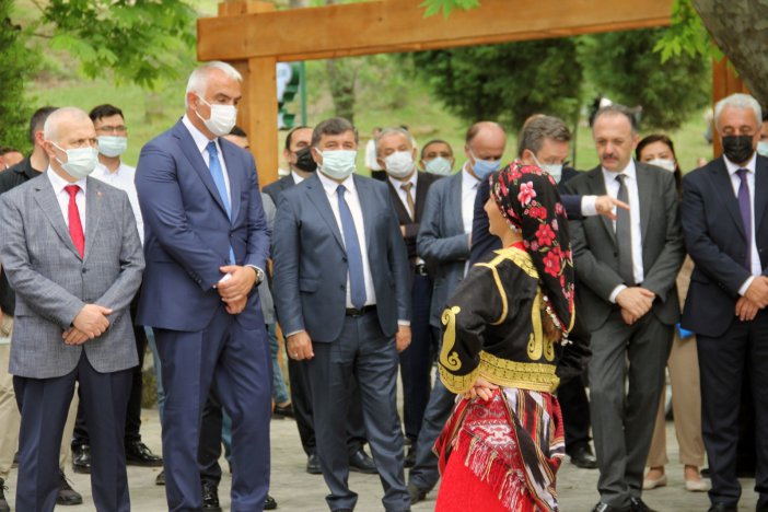 Kültür Ve Turizm Bakanı Ersoy Giresun’da Gezi Ve İncelemelerde Bulundu