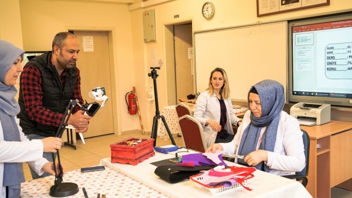 Eba İçeriği Üretmek İçin Samsun’da 100 Kişilik Bir Ekip Çalışıyor