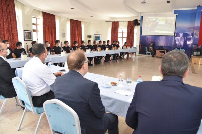 Yunus Polisleri Sertifikalarını Aldı