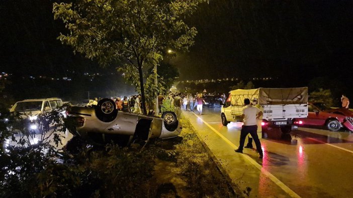 Karabük’te Zincirleme Trafik Kazası: 1’i Ağır 3 Yaralı