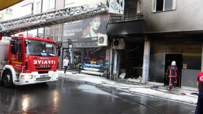Kuru Temizleme Dükkanı Alevlere Teslim Oldu