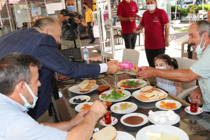 Başkan Tavlı: “ünye’nin Geleceğini Şekillendiren Her Fikri Önemsiyoruz”