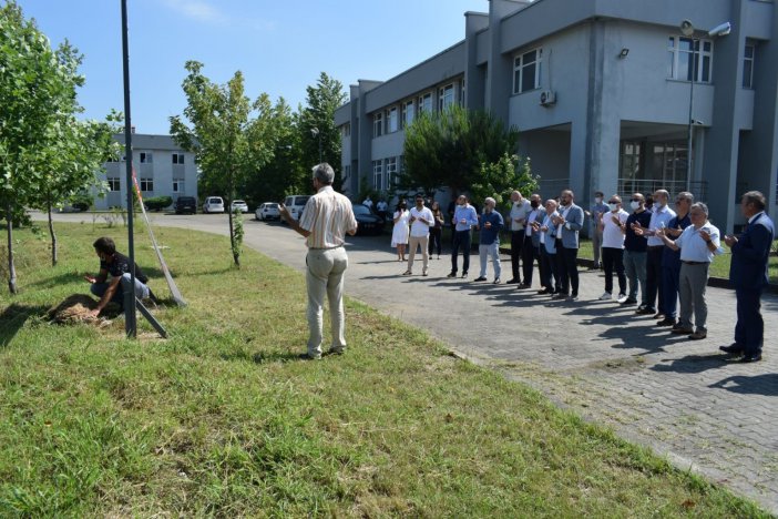 Beü Çaycuma Kampüsünde Amfi Ve Derslik Binasının Temeli Atıldı