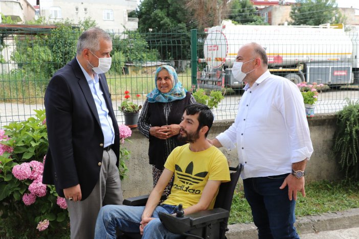 Başkan Hamit Kılıç’tan Akülü Tekerlekli Sandalye Yardımı