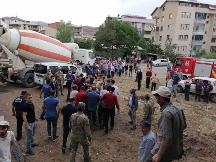 Cami İnşaatında Göçük: 3 Yaralı