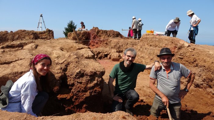 Kurul Kalesi’nde 2 Bin 300 Yıllık Silah Deposu