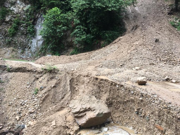Giresun’da Sel Nedeniyle Birçok Köy Ve Yaylaya Ulaşım Kapandı