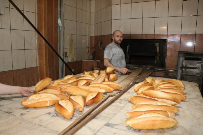 Samsun’da Ekmek 2 Tl’den Satılmaya Başlandı: Vatandaş Tepkili