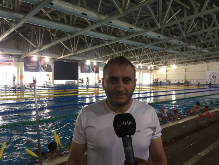 Erzurum’da Düzenlenen Yüzme Kursuna Yoğun İlgi