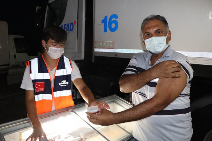 Samsun’da Korona Aşısı Olana Dondurma Bedava