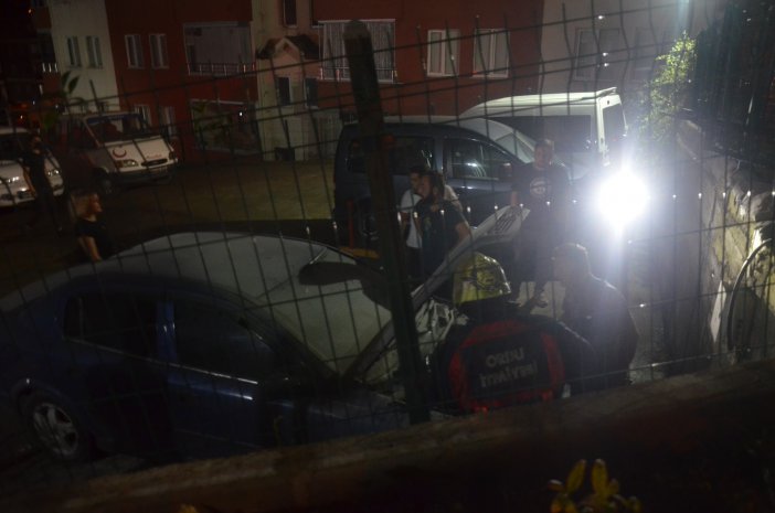 Park Halindeki Otomobilde Yangın Çıktı