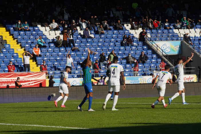 rizspor-kasimpasa-13.jpg