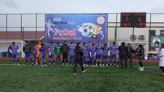 rize-futbol-turnuva-13.jpg
