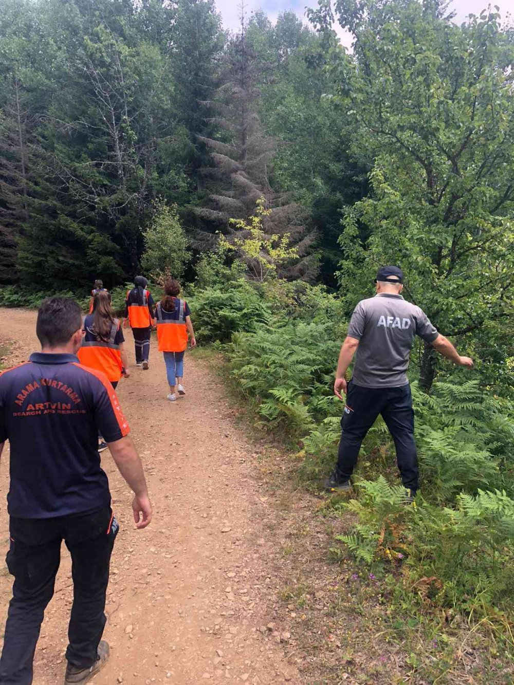 Artvin’de 72 Yaşındaki Kayıp Yaşlı Adam İçin Ekipler Seferber Oldu
